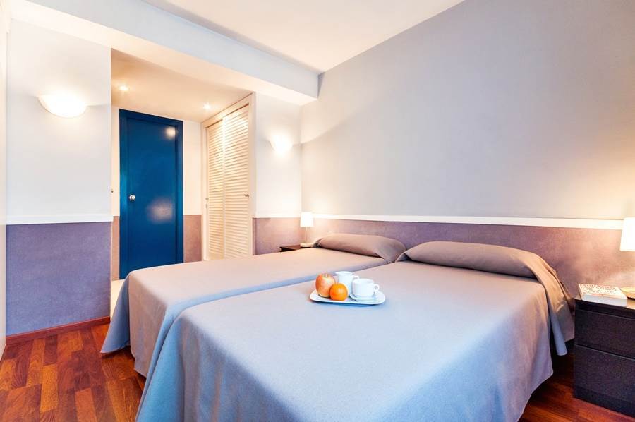 Apartamentos Descartes バルセロナ エクステリア 写真