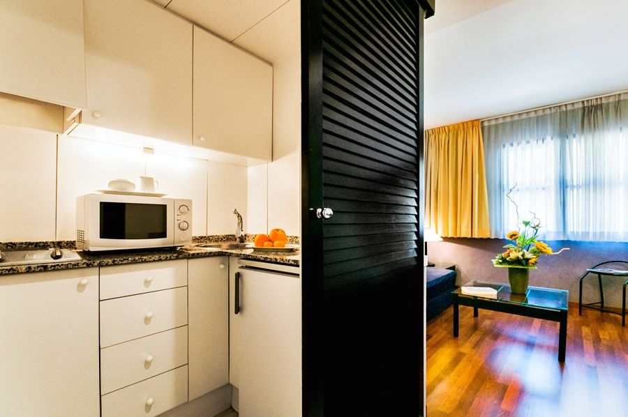 Apartamentos Descartes バルセロナ エクステリア 写真